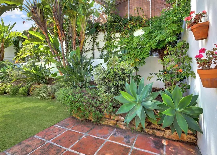 Hermosa Y Amplia Casa Con Piscina Y Garage 펜션 *