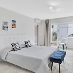 Hermosa Y Amplia Casa Con Piscina Y Garage Nyaraló