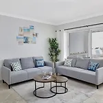 Nyaraló Hermosa Y Amplia Casa Con Piscina Y Garage *